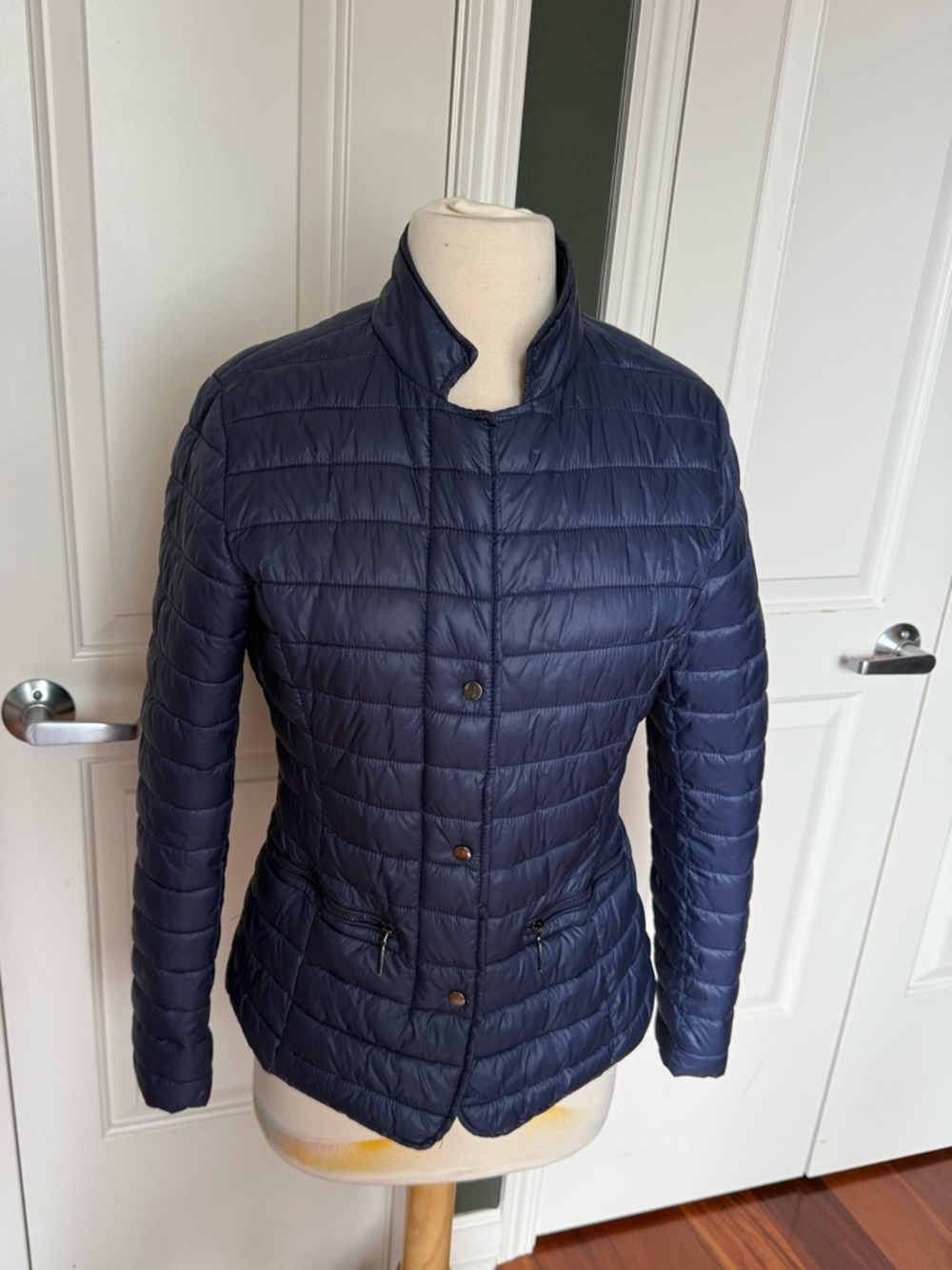 Women’s Navy Quilted Lightweight Jacket Size S